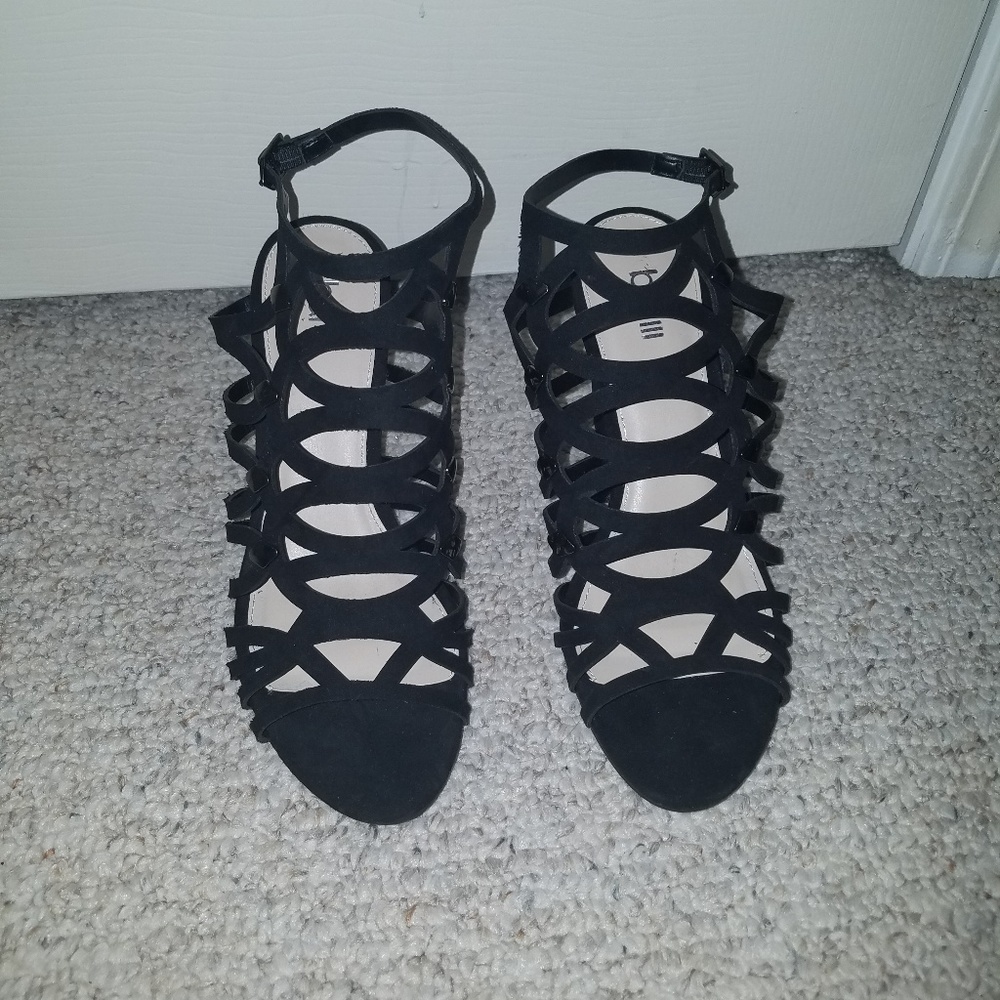 Bar III WEDGE SANDAL NWOT